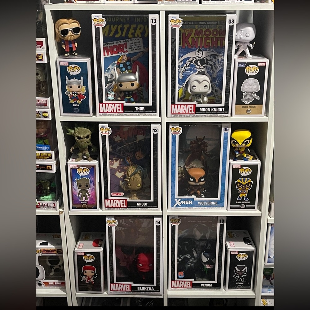 Marvel Funko pop cómic book covers as lot with funkos or Sold individually
